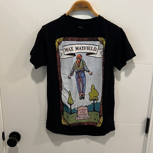 Netflix stranger things shirt size extra small - Picture 2 of 7